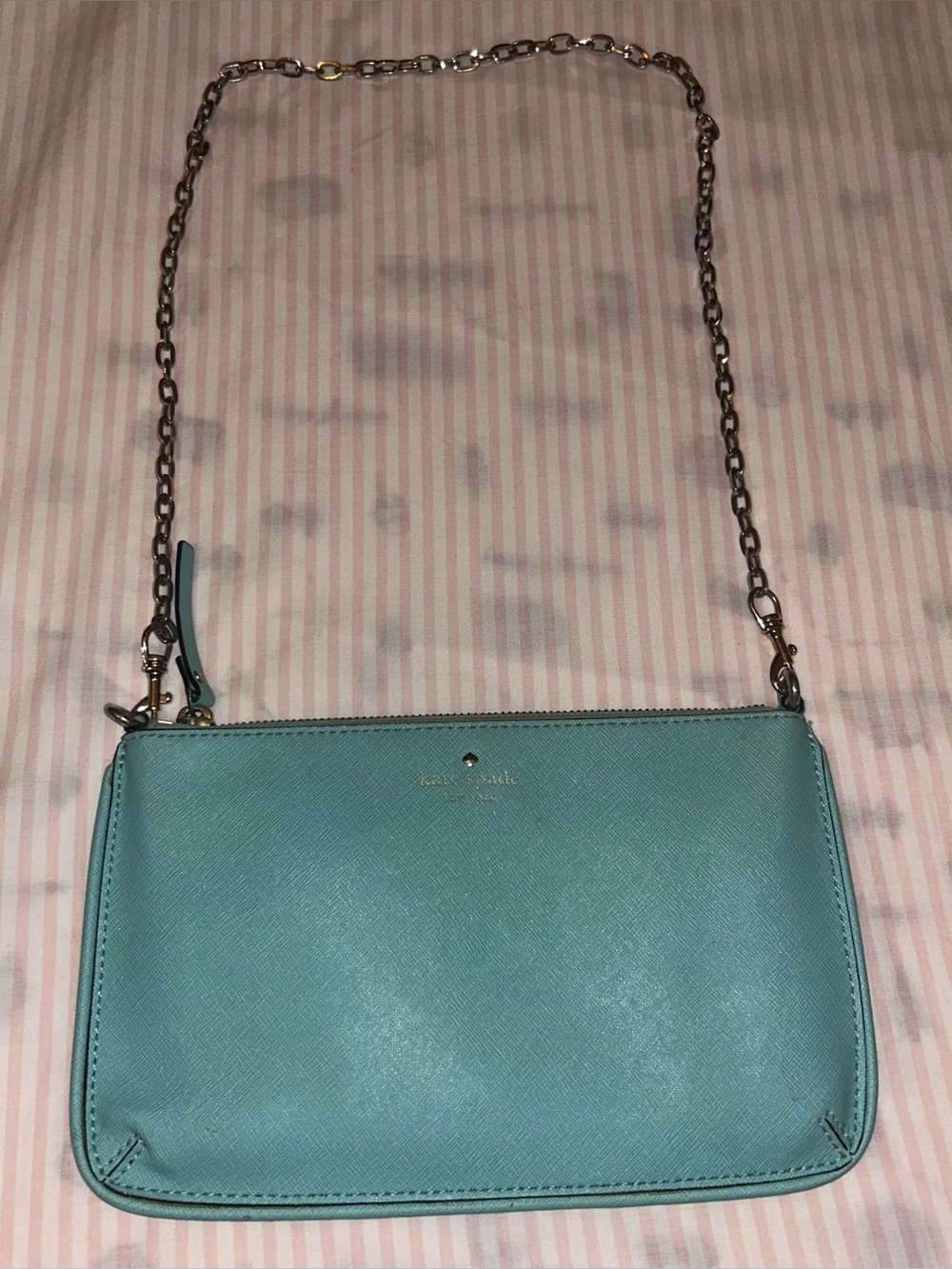 Kate spade Turquoise Leather Interior polka dots, Chain Strap Crossbody